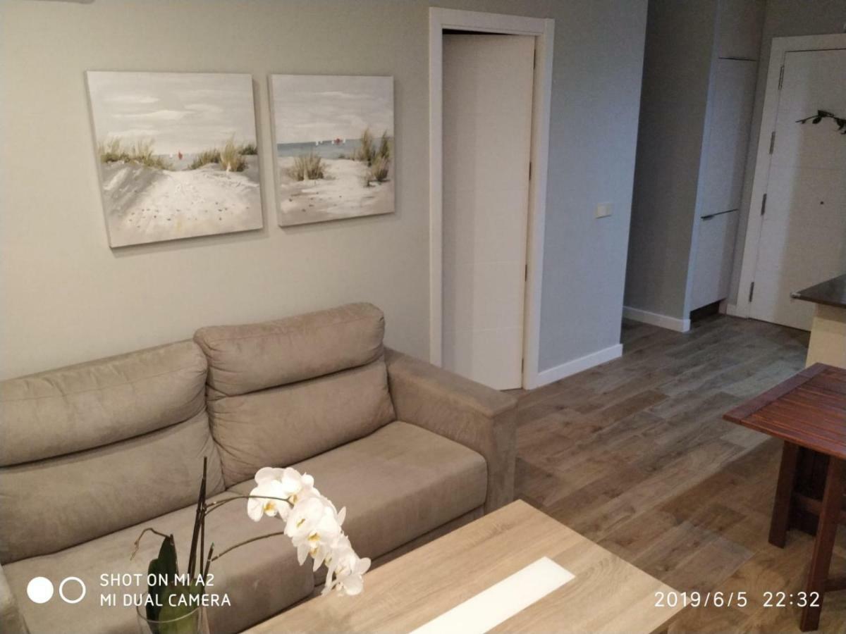Benalbeach Jr Suite Málaga Exteriör bild