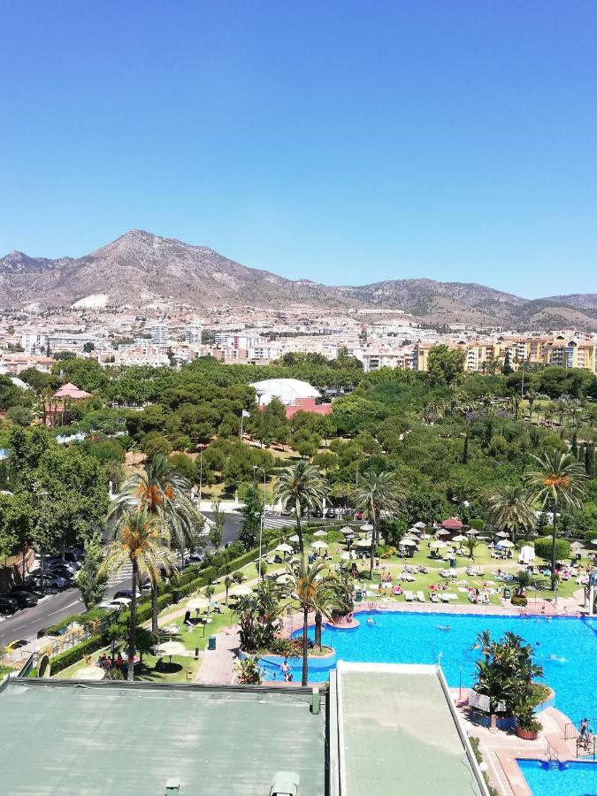 Benalbeach Jr Suite Málaga Exteriör bild