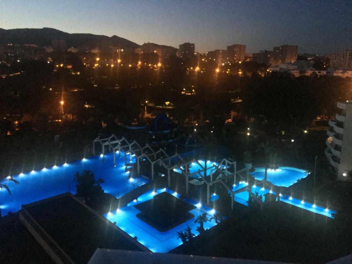 Benalbeach Jr Suite Málaga Exteriör bild